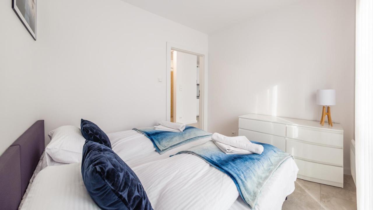 Apartamenty Sun & Snow Polwysep Dziwnów Exteriör bild