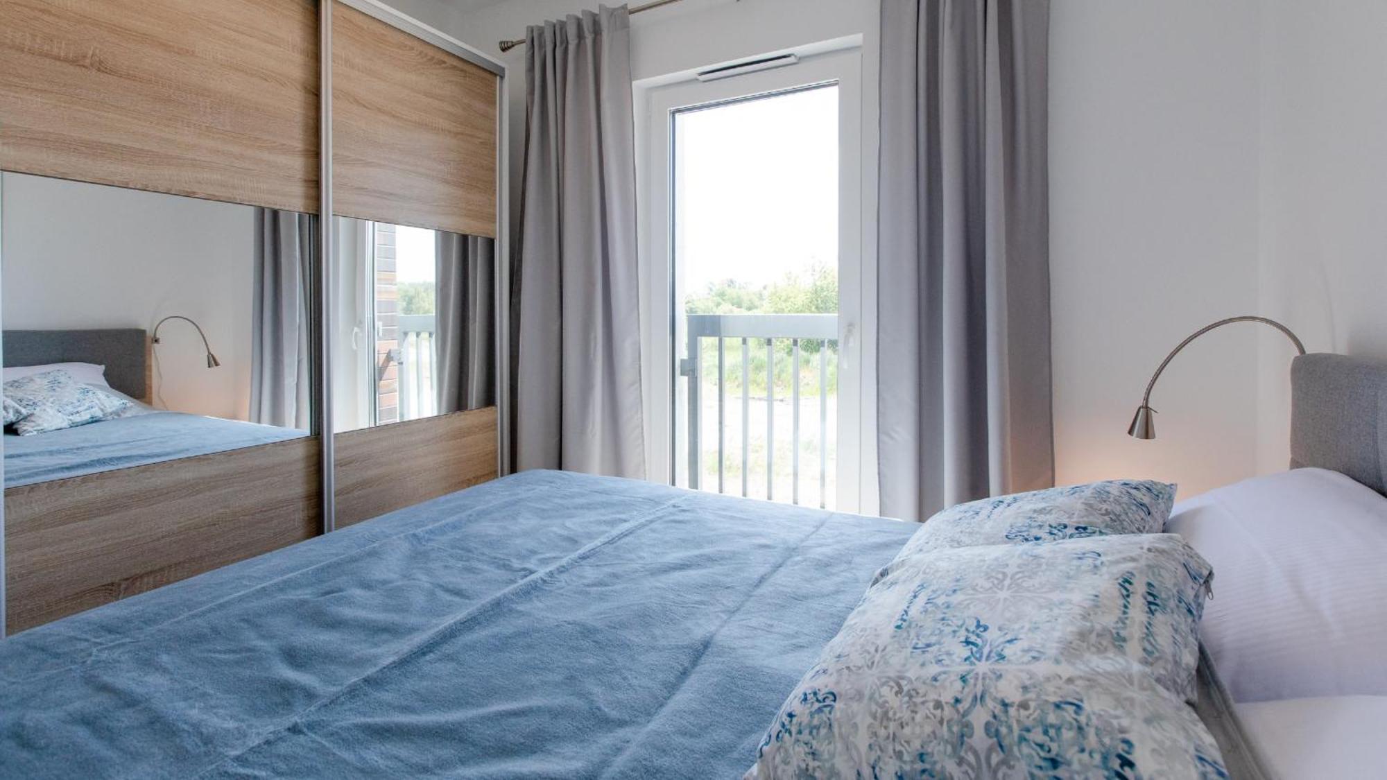 Apartamenty Sun & Snow Polwysep Dziwnów Exteriör bild