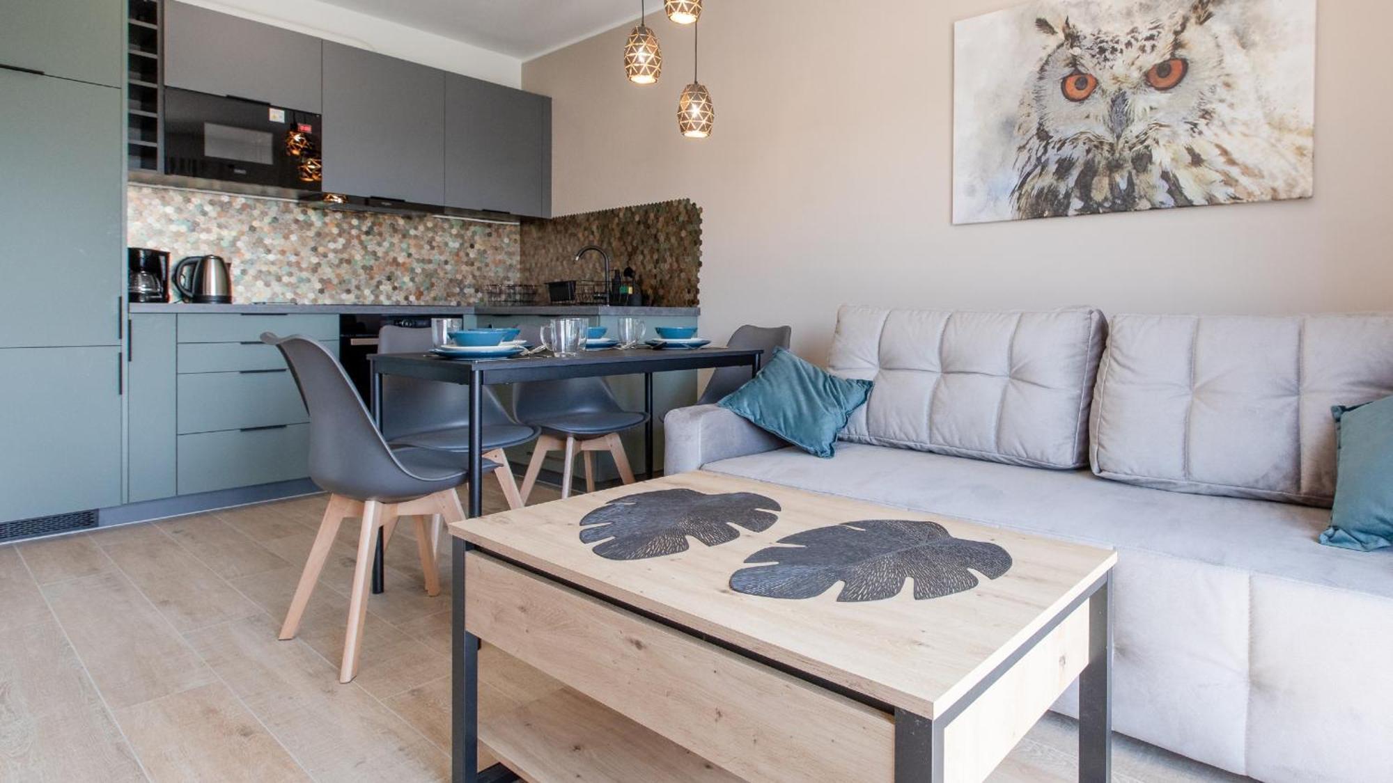 Apartamenty Sun & Snow Polwysep Dziwnów Exteriör bild