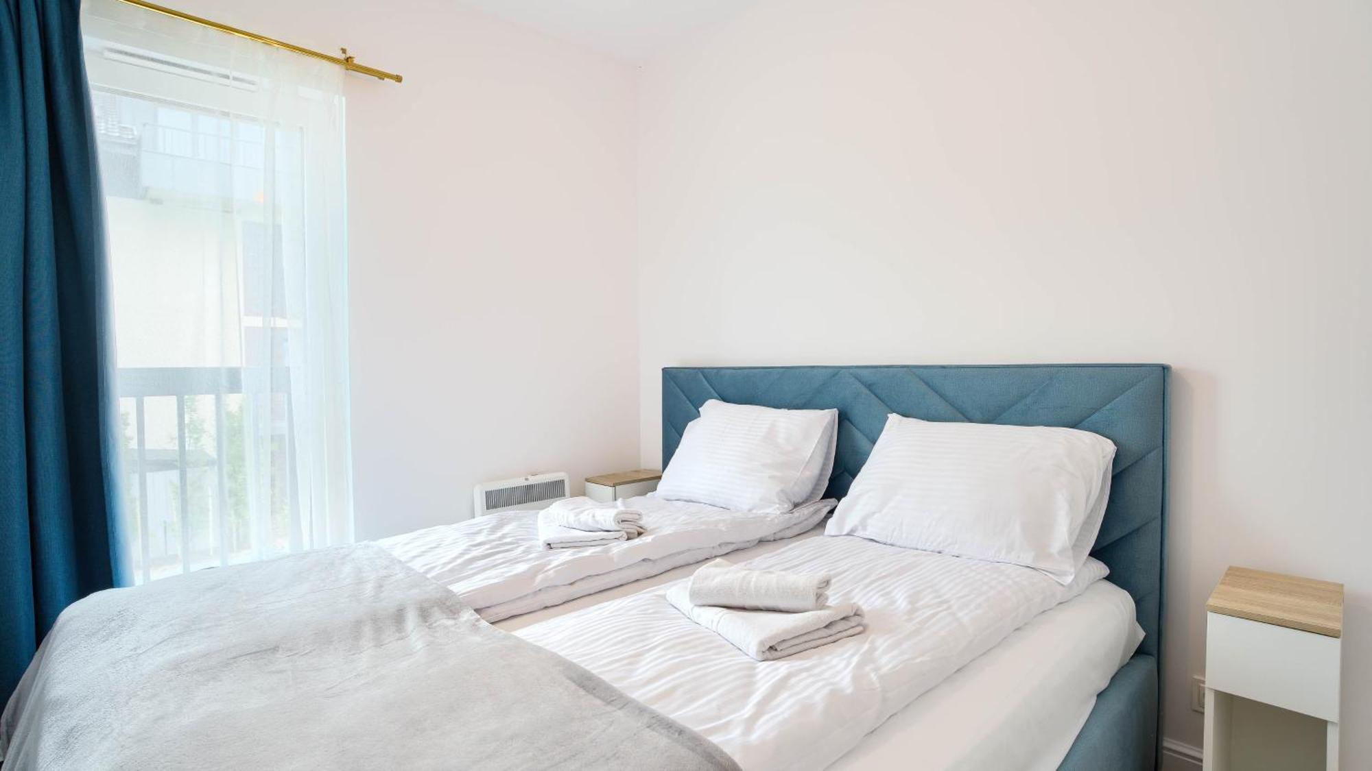 Apartamenty Sun & Snow Polwysep Dziwnów Exteriör bild