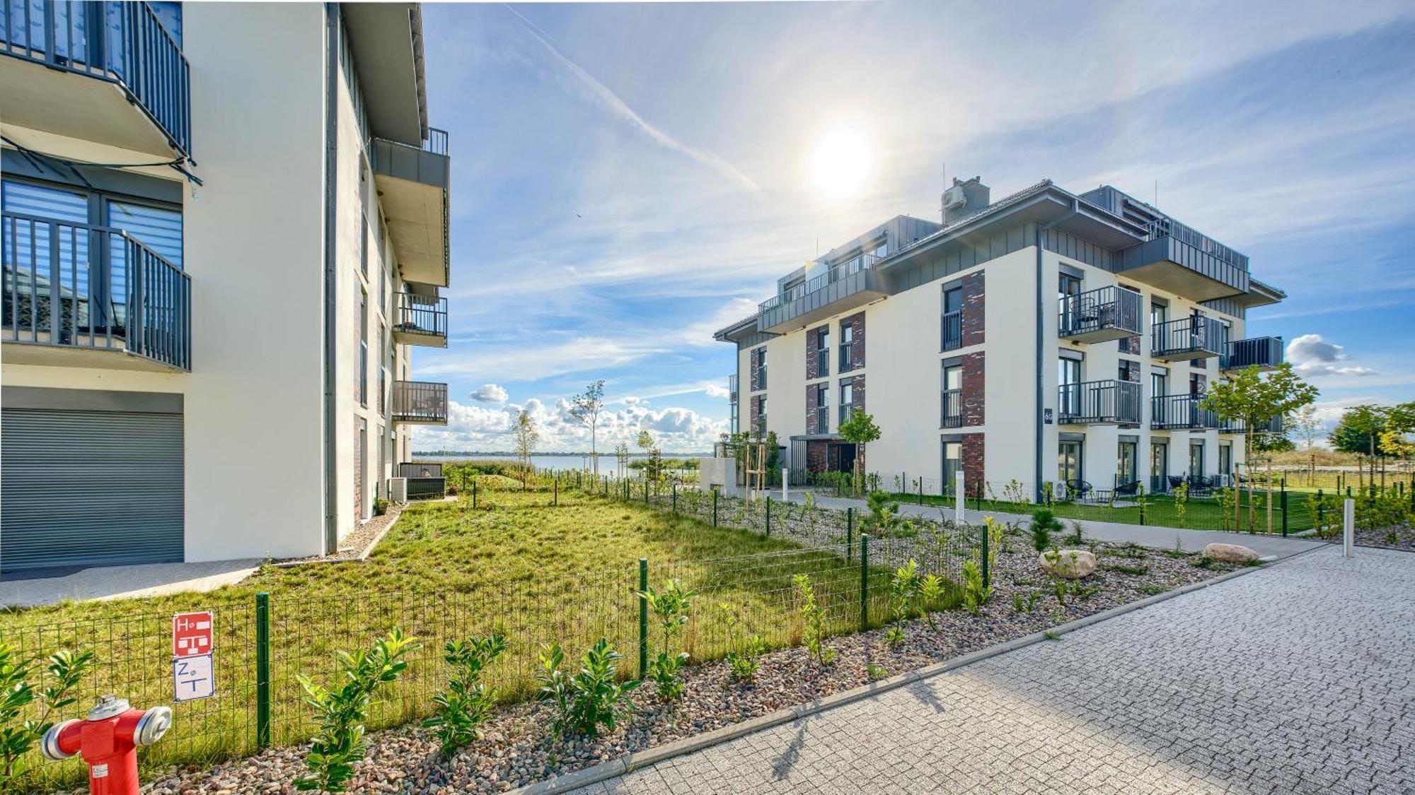 Apartamenty Sun & Snow Polwysep Dziwnów Exteriör bild