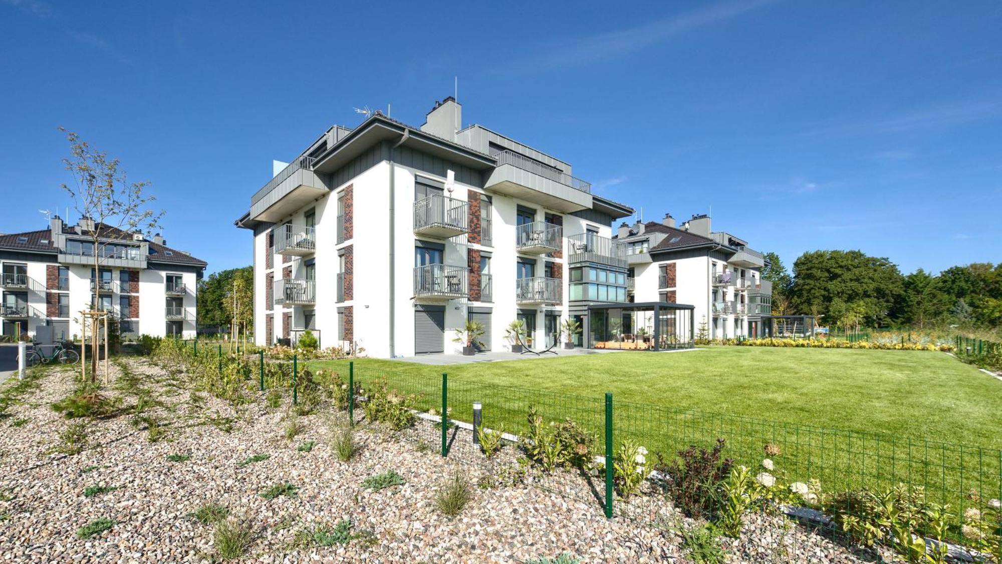 Apartamenty Sun & Snow Polwysep Dziwnów Exteriör bild