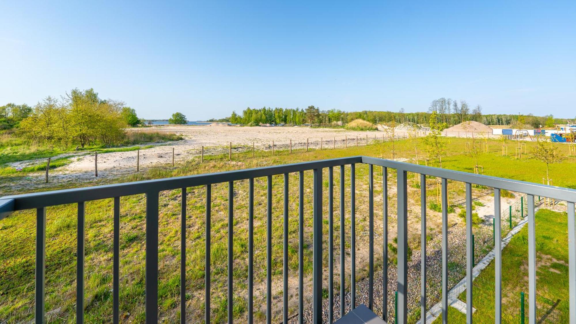 Apartamenty Sun & Snow Polwysep Dziwnów Exteriör bild