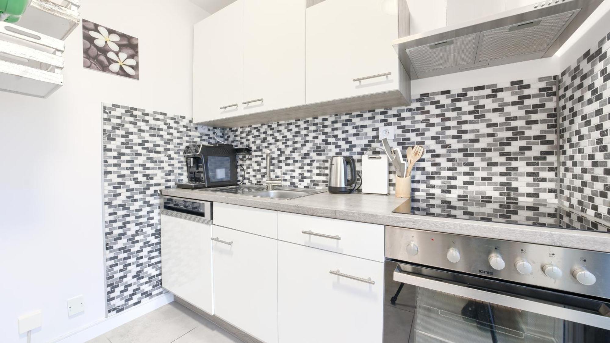 Apartamenty Sun & Snow Polwysep Dziwnów Exteriör bild